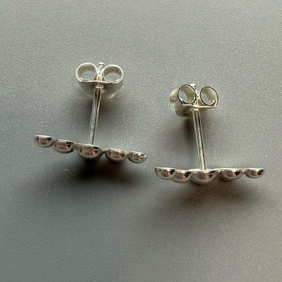 Sterling Silver Curved Beaded Bar Simple Stud Earrings - Picture 3 of 7